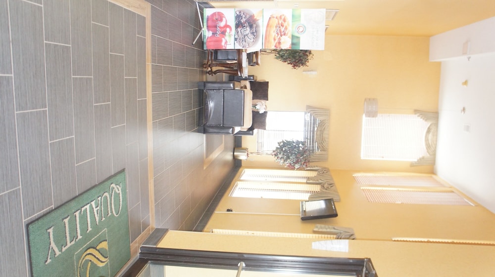 Quality Inn Rolla MO 20/49