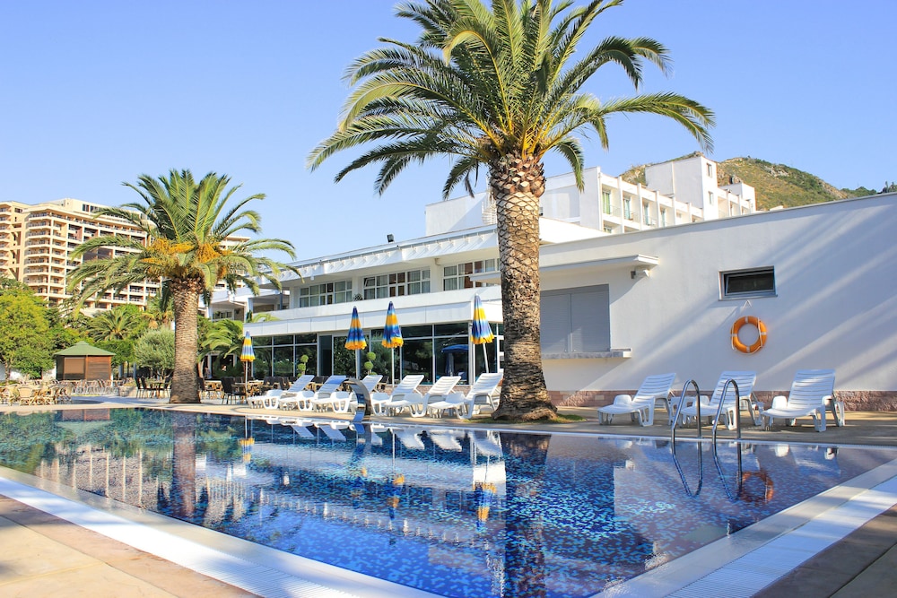 Hotel Montenegro Beach Resort in BECICI