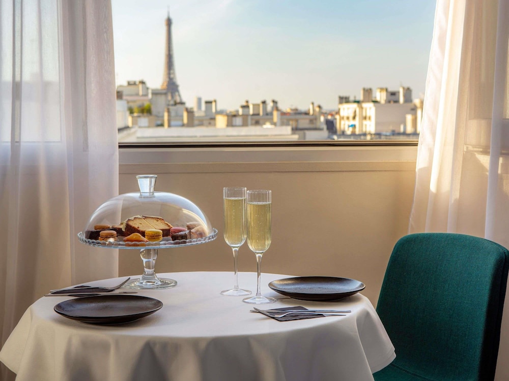 Mercure Paris Montparnasse Pasteur 48/73