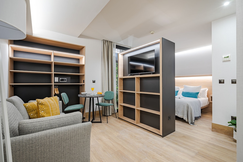 Feelathome Ventas Suites 34/50