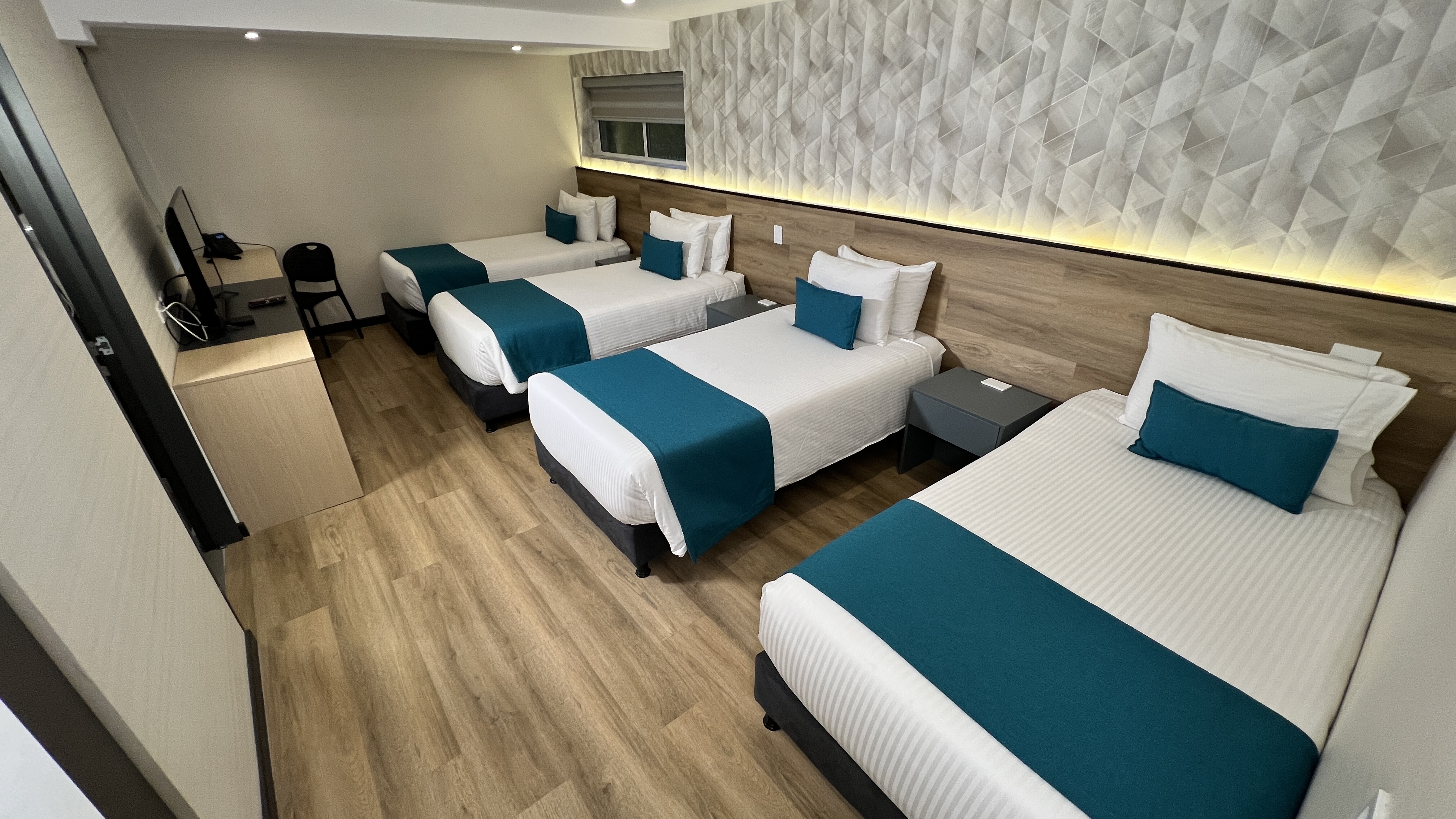 Family, Suite, Hotel Grand Park 2/6