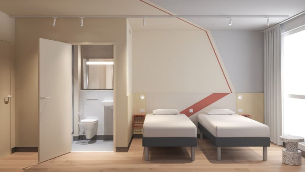Ibis Guingamp - Coeur De Bretagne 19/63