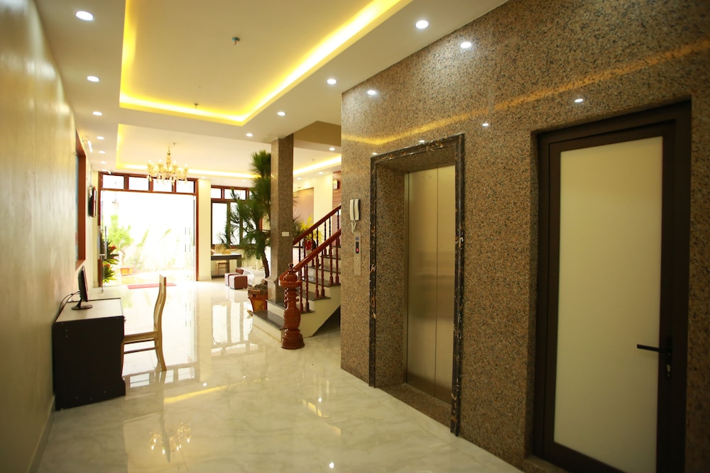 Family Hotel Soc Son 3/69