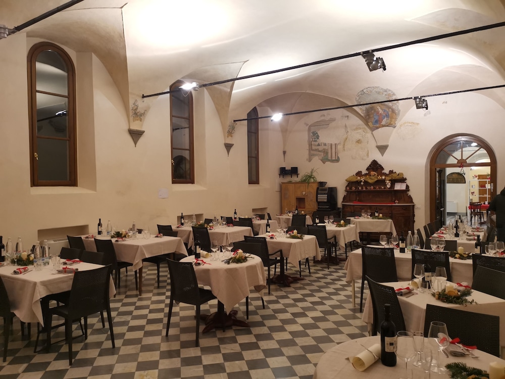 Chiostro Delle Monache - Hostel Volterra 32/50