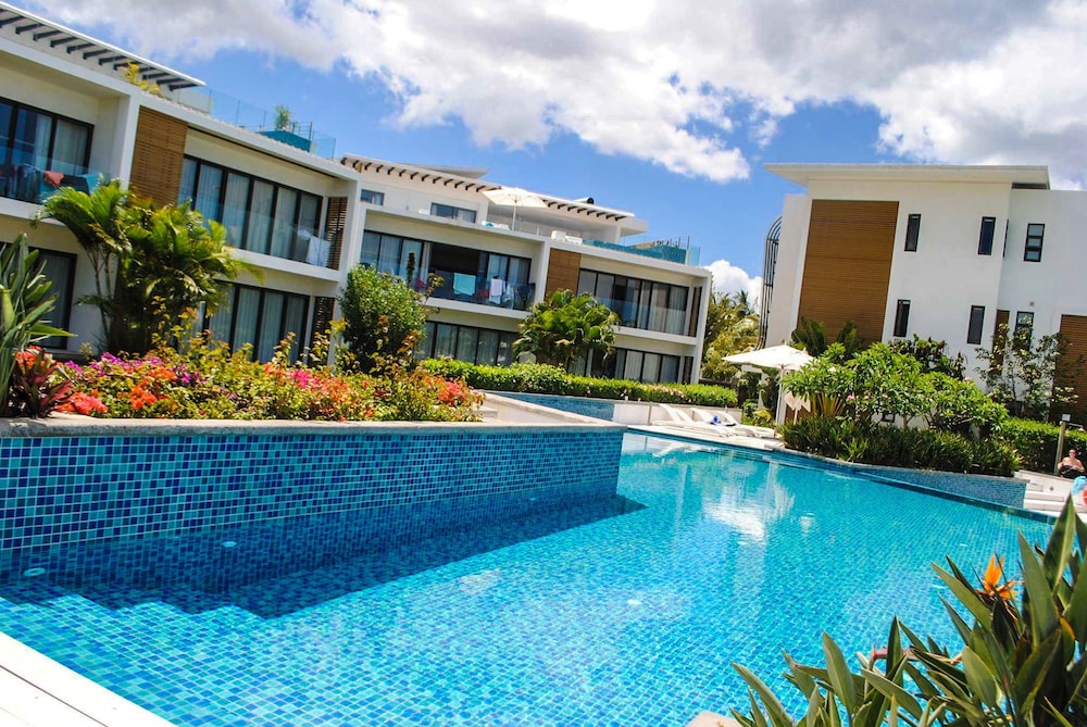 Cap Ouest by Horizon Holidays 7/74