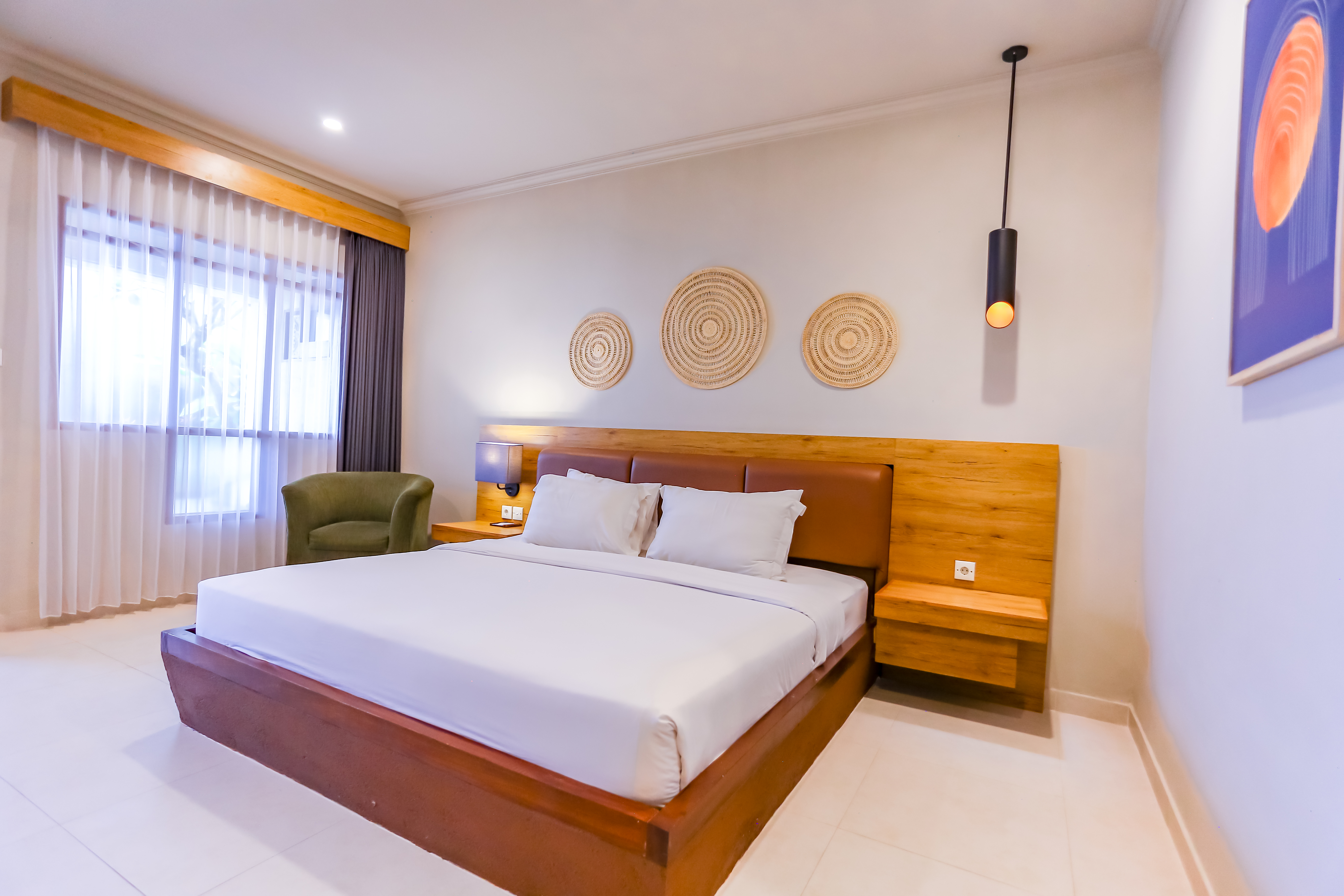 Deluxe, Double or Twin Bed