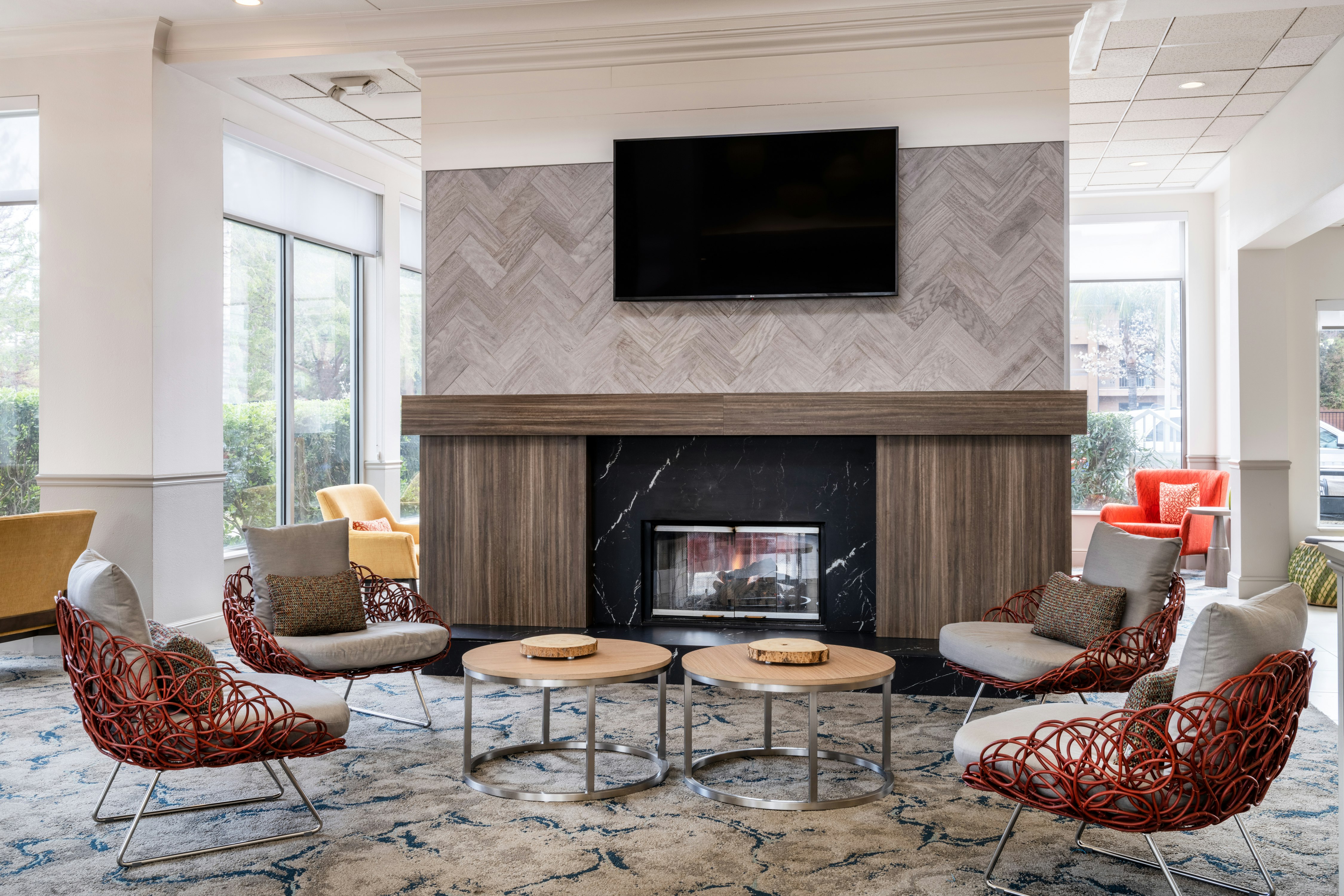 Hilton Garden Inn Bakersfield 22/47