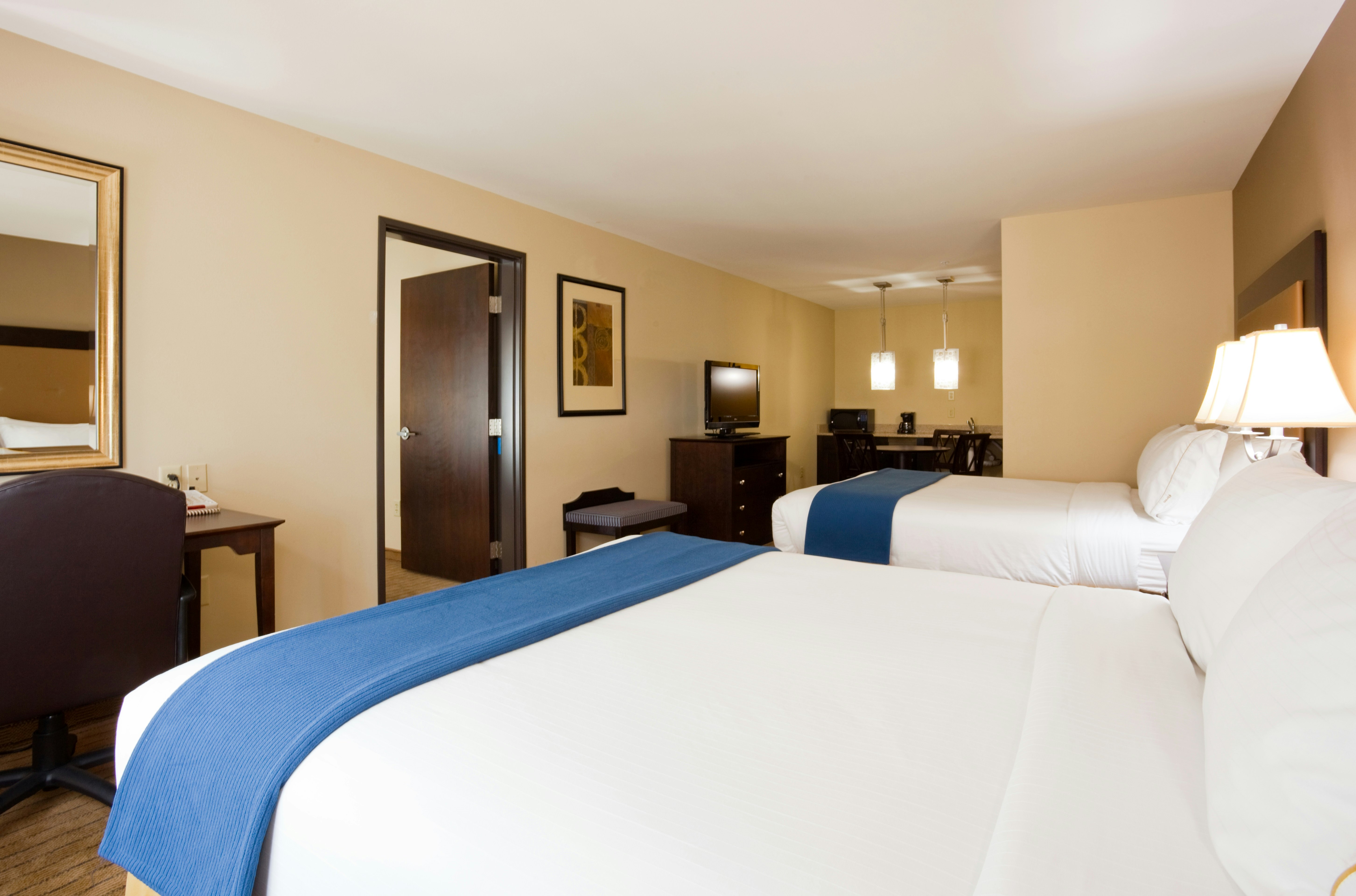 Holiday Inn Express Hotel And Suites Madison Verona 22/58