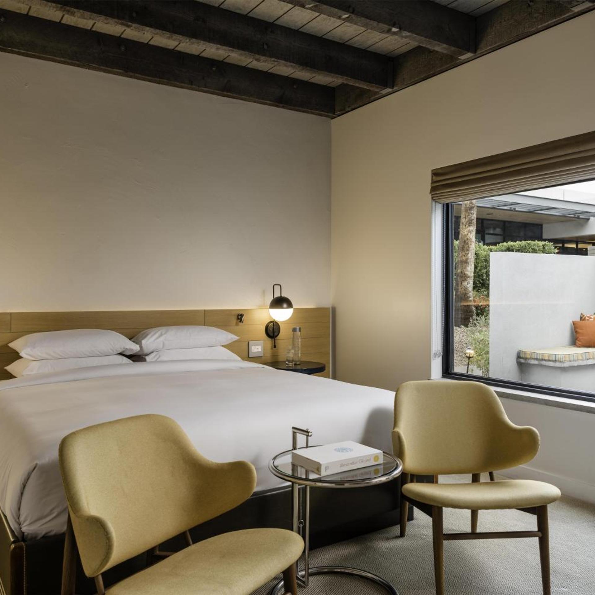 Cabana, Suite