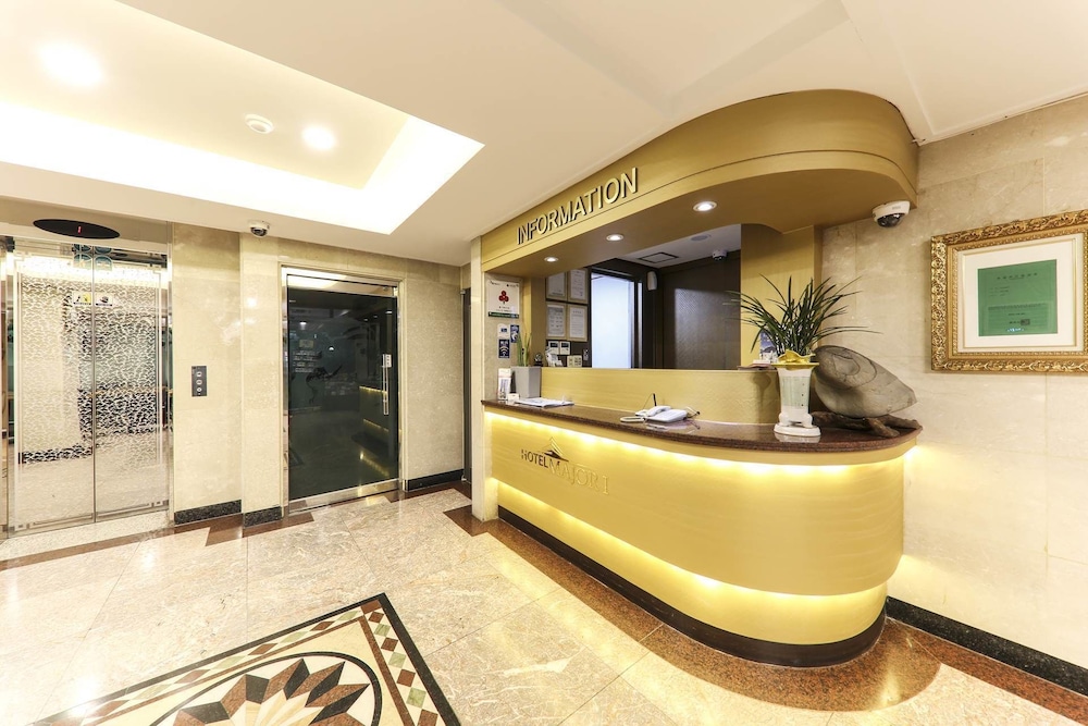 Major Hotel 8/31