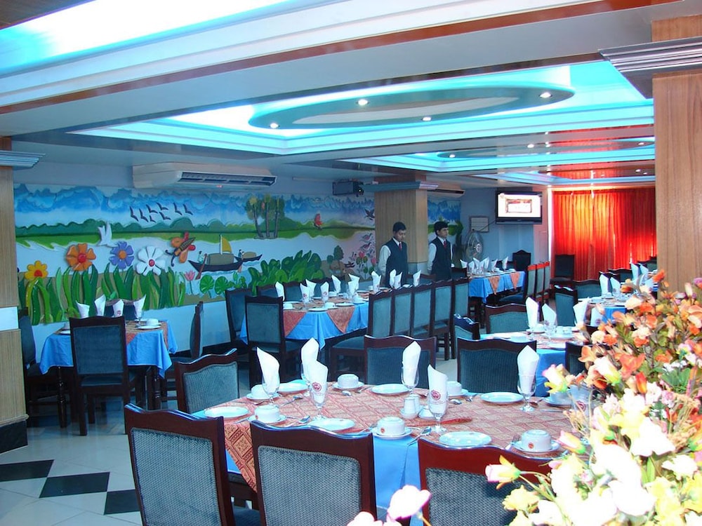 Grand Prince Hotel 31/49