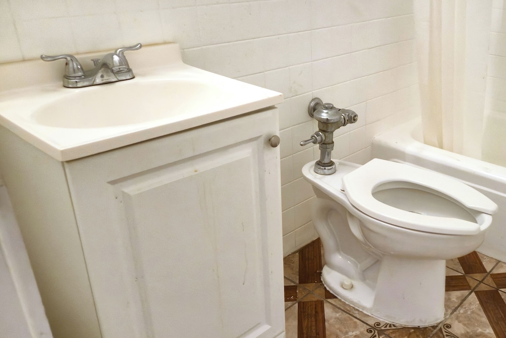 Way Side Inn by Hotel O Dallas near Fair Park Downtown 30/30