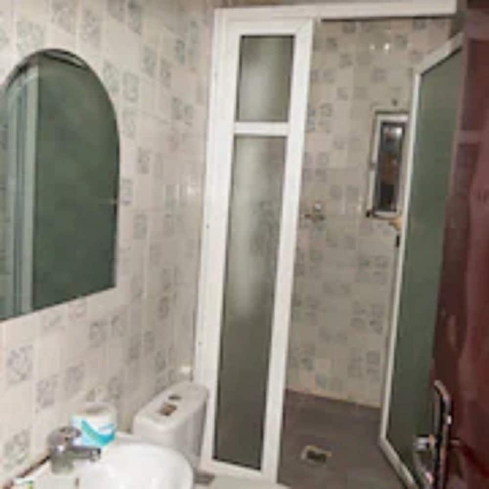 Ghatview Hotel 33/33
