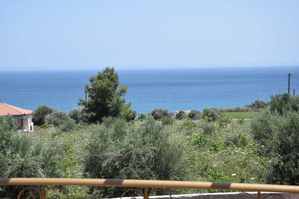 Driopes Villas 29/48
