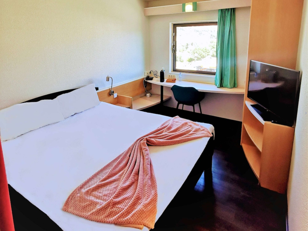 Ibis Leiria Fatima 28/80