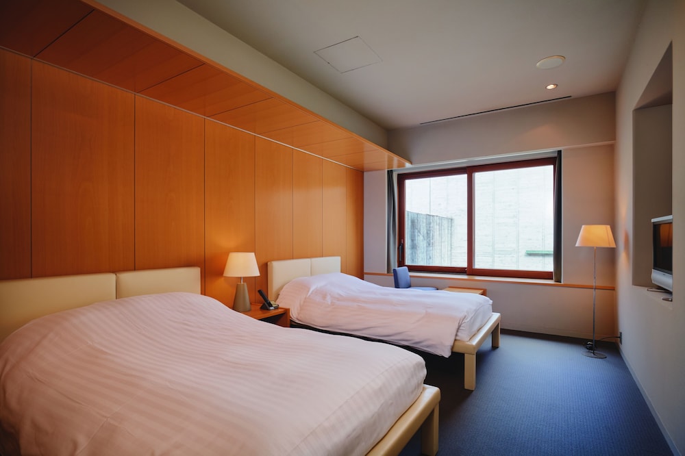 1 BEDROOM, DELUXE, SUITE, RIVER VIEW