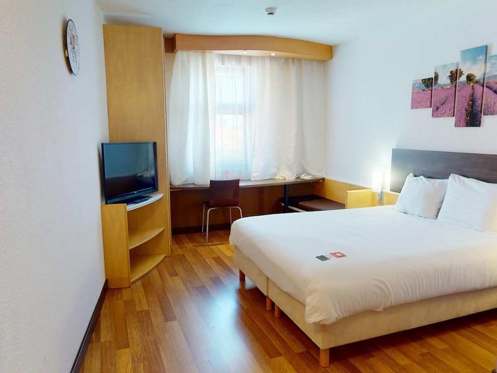 Ibis Bratislava Centrum Hotel 30/66