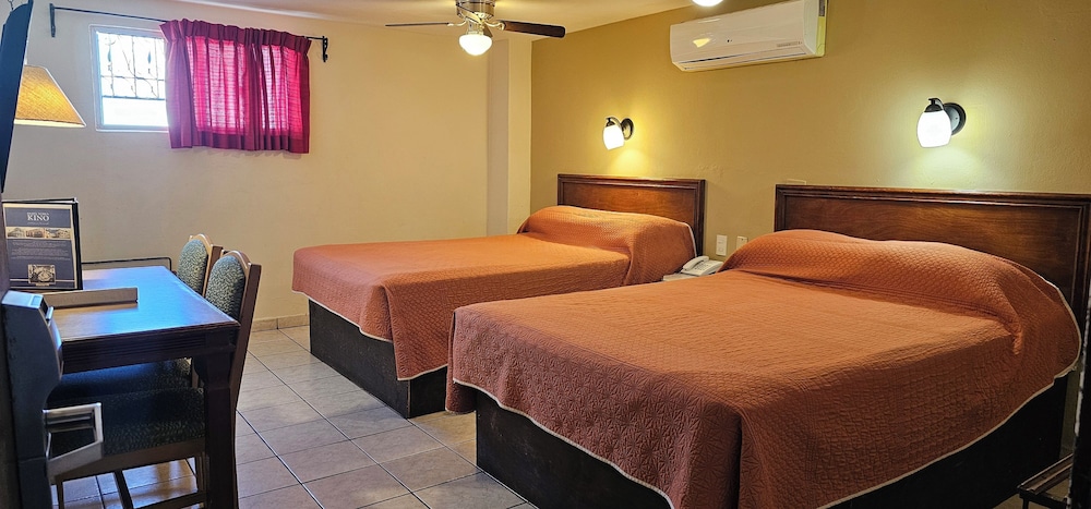 Hotel Suites Kino 30/73