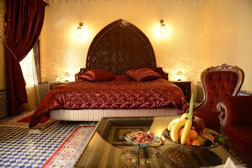 Riad El Yacout 30/70