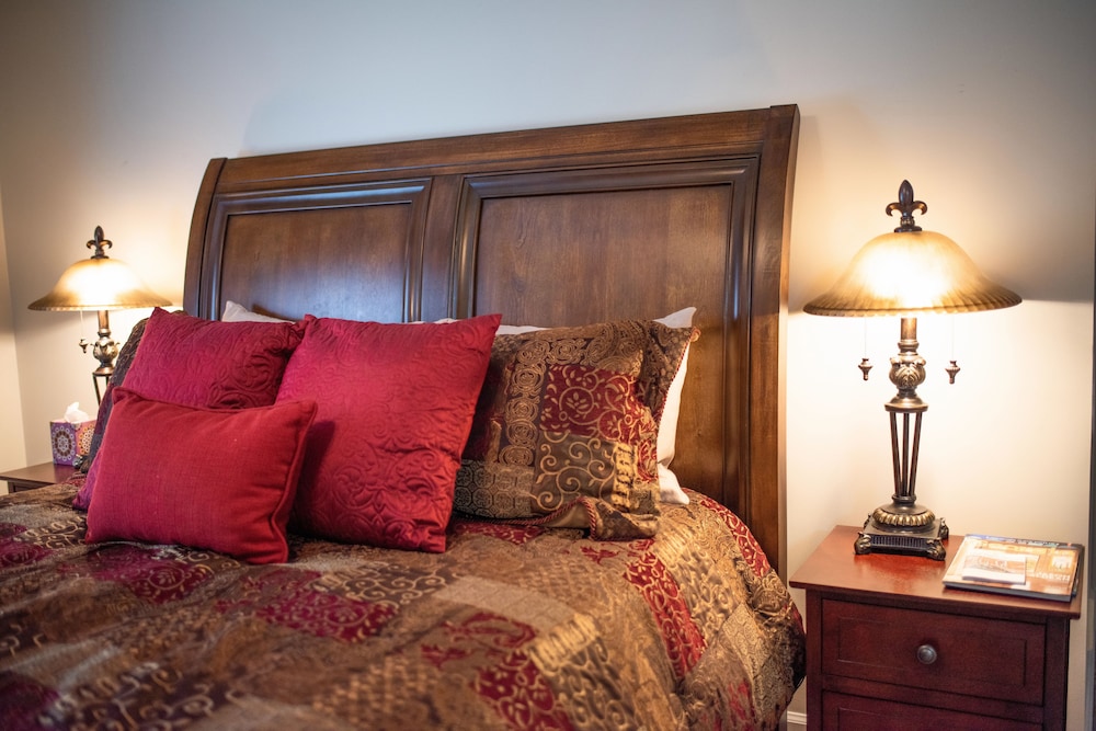 Pleasanton Courtyard Bed and Breakfast 19/49