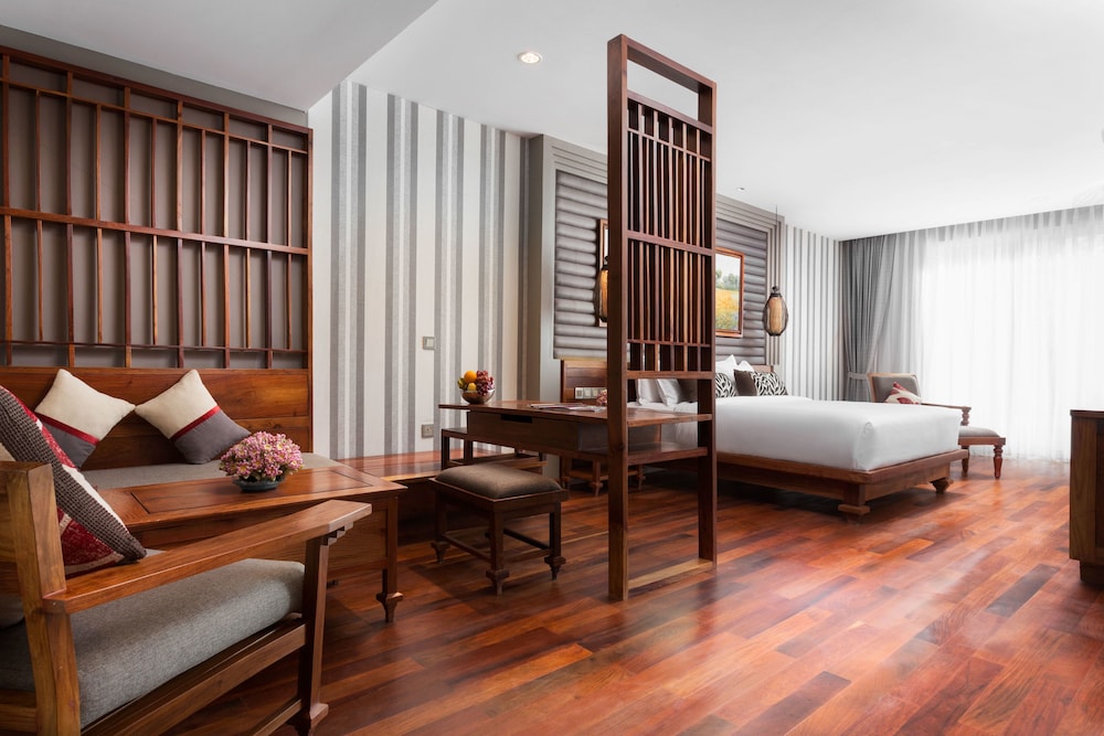 J7 Angkor Hotel 48/72