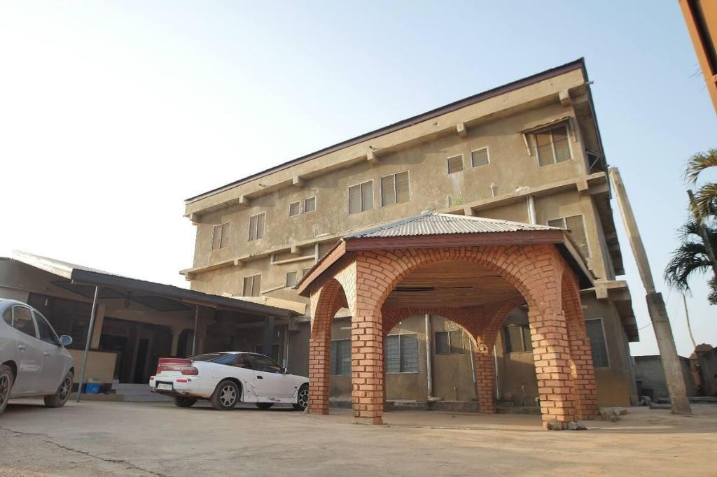 Feliama Hotel 2/13