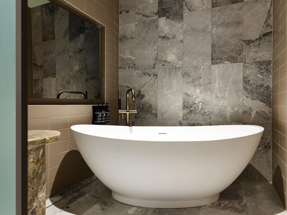 جناح جونيور بسرير كينج، The Porter House Hotel Sydney - MGallery 7/8