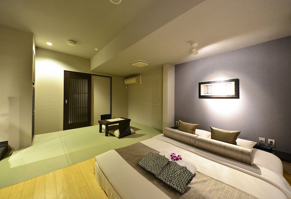 HOTEL AROMA - Adults Only 25/38