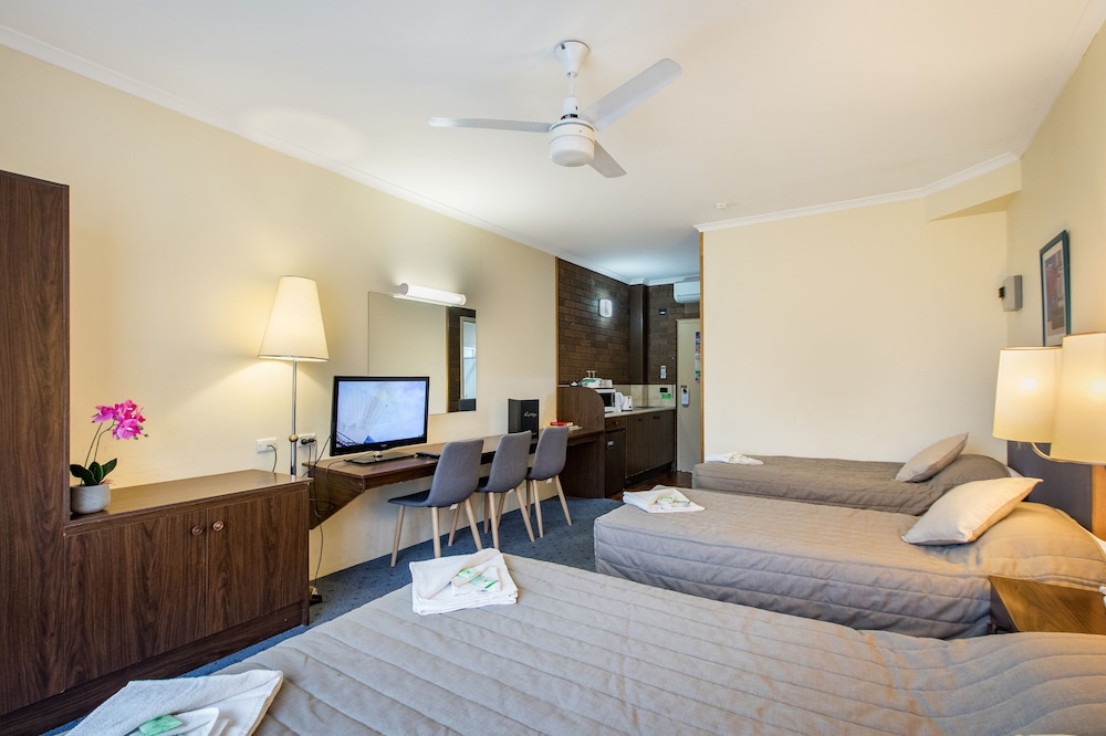 AUSTRALIA PARK MOTEL 36/50