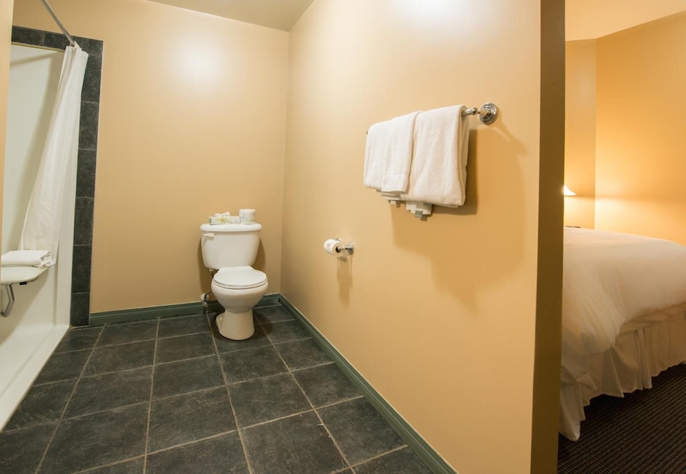PODOLLAN REZ-IDENCE FORT MCMURRAY 45/50