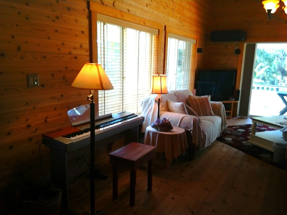 Cottage Hana Mana 13/50