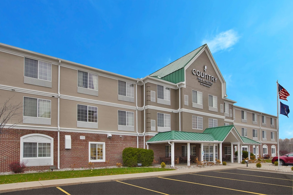 Country Inn and Suites By Radisson Big Rapids MI 5/30