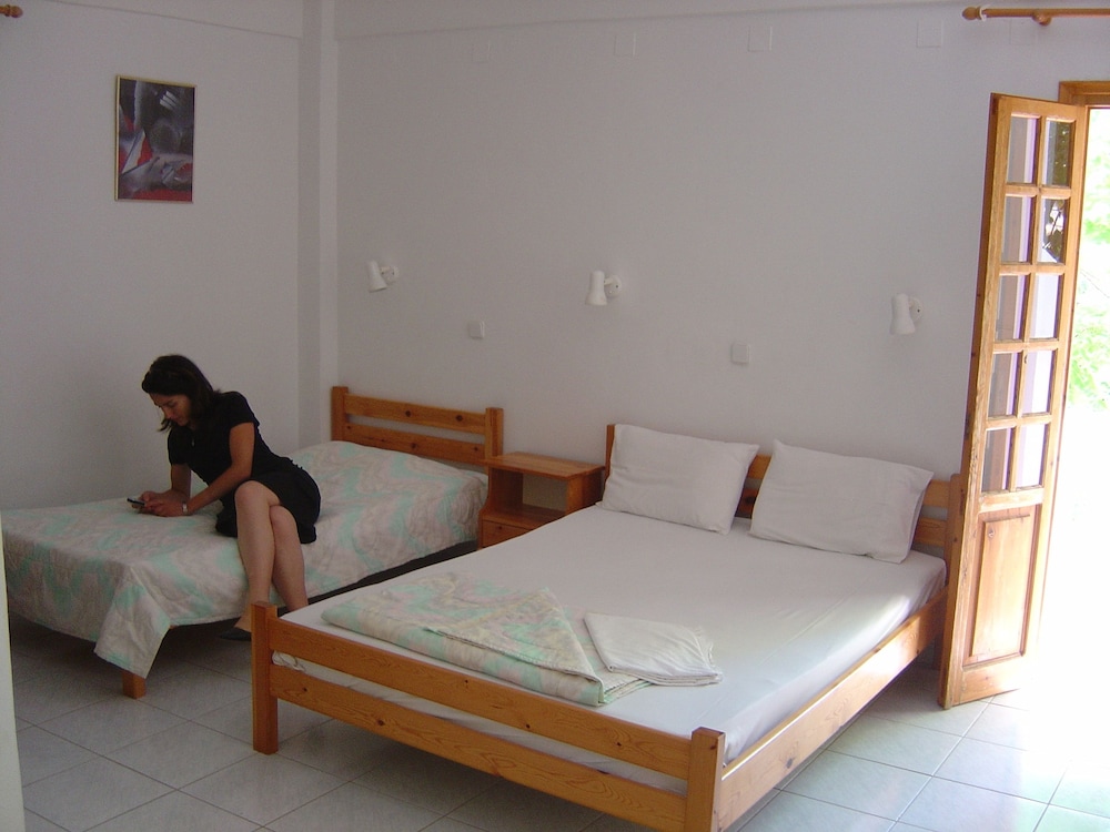 Dimitris Villa Hotel 15/67