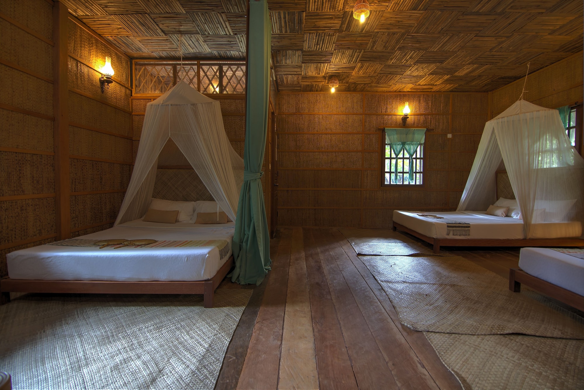 Bamboo, Family, House, 2 King Beds، Palm Village Resort Spa 2/3