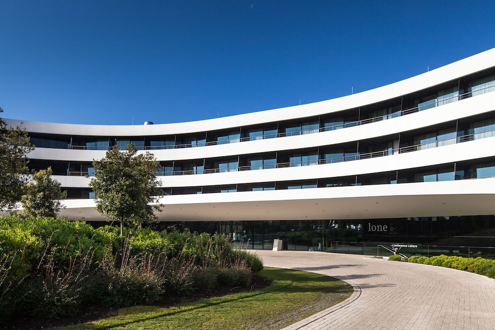 Lone Hotel by Maistra Collection 5/65