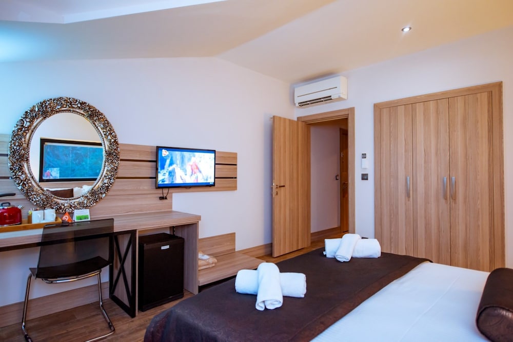 S3 Seahorse Beach Club & Hotel 10/50