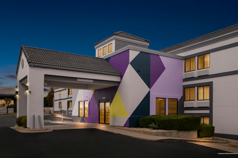 Spark by Hilton Wichita East 4/38