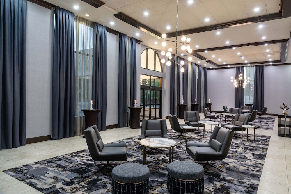 Sheraton Ann Arbor Hotel 47/65