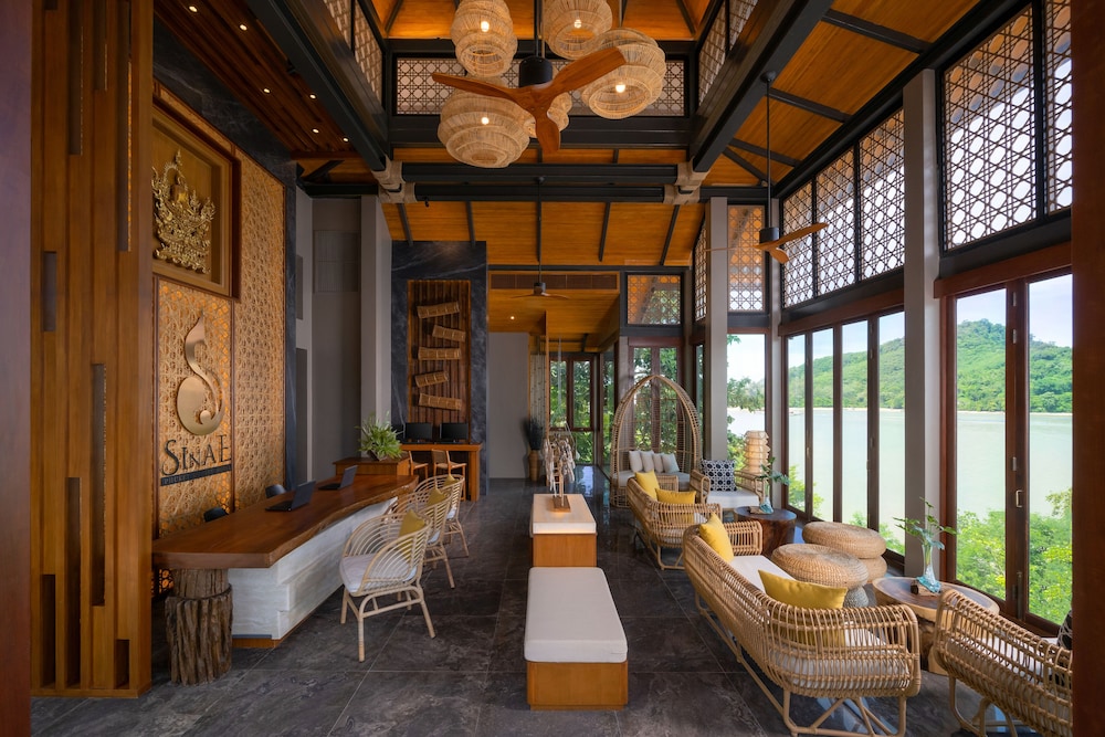 Sinae Phuket Luxury Hotel 42/78