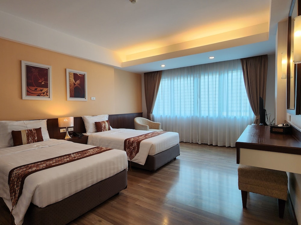 SUPERIOR, TWIN BEDS