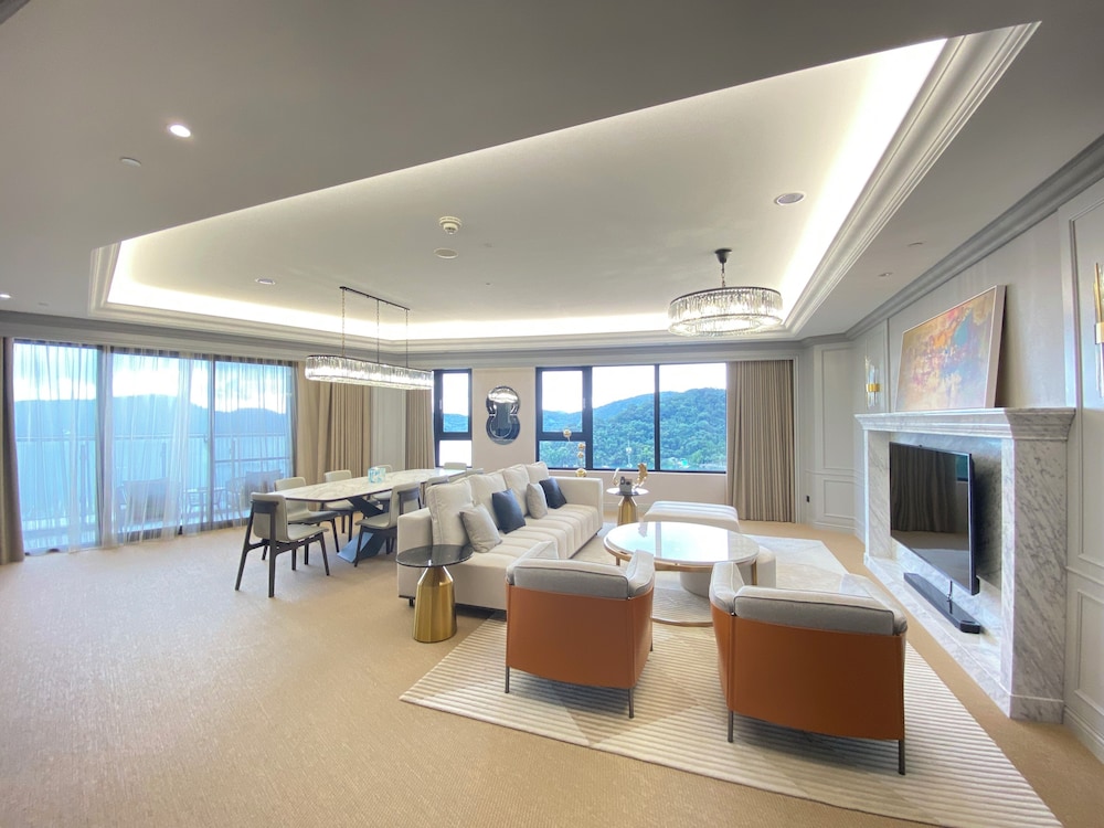 Wyndham Sun Moon Lake 50/78