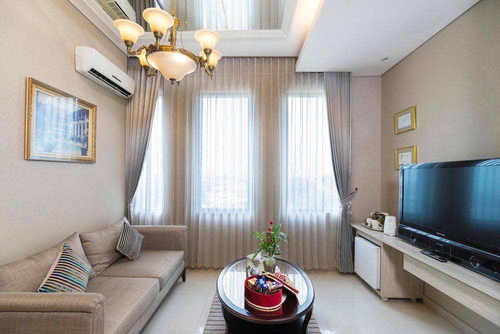 Royal City Hotel 38/55