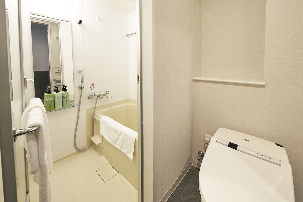 Sotetsu Grand Fresa Tokyo Bay Ariake Ex Hotel Sunroute Ariake 70/74