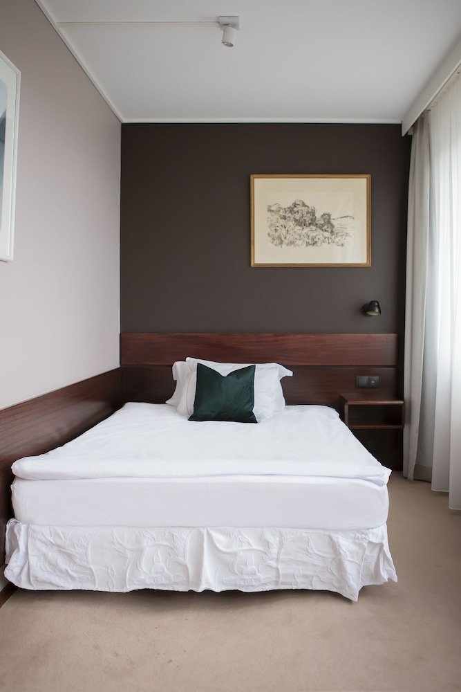Hotel Holt - The Art Hotel 11/38
