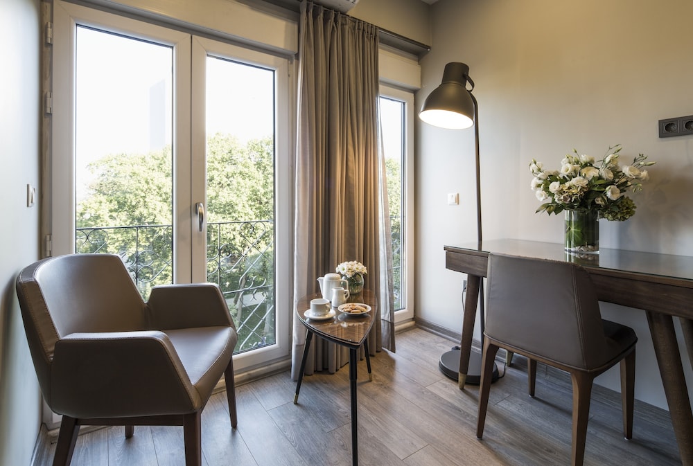 Taxim Suites Residences Istanbul 52/69