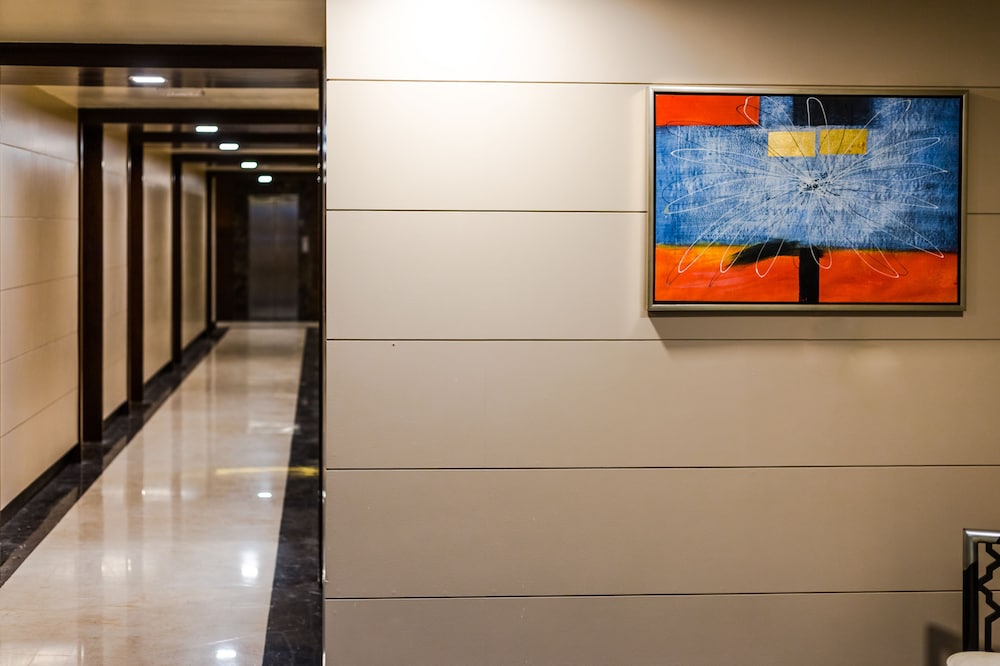 Bravia Hotel 16/30