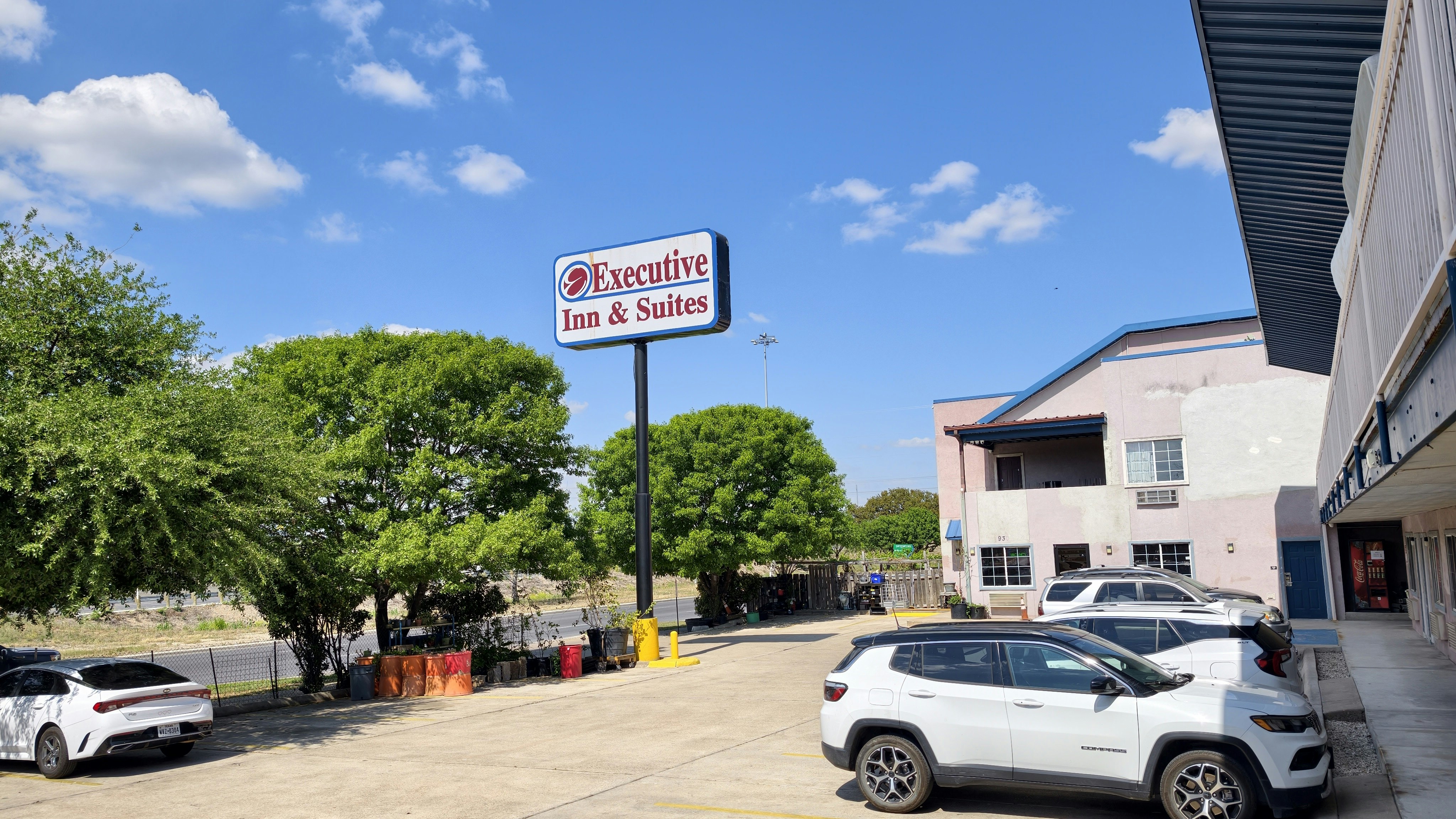 Executive Inn & Suites San Marcos, TX 30/38