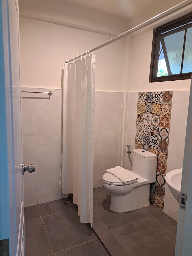 2 Bedrooms, Beach House, King and Twin Beds, Garden View، Seapine Beach Golf and Resort Hua Hin 2/2
