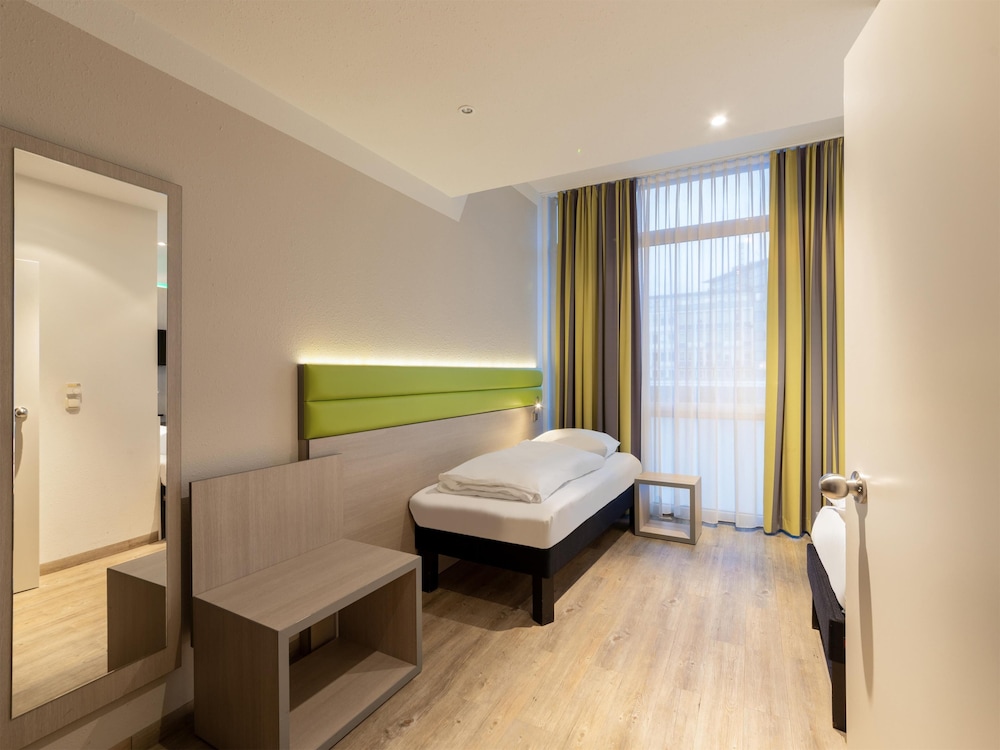 B&B Hotel Bochum Hbf - Nord 24/55