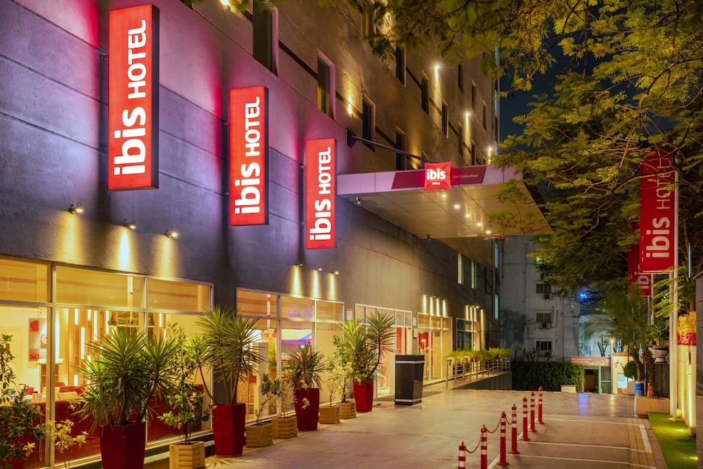 ibis Gurgaon Golf Course Road in GURGAON